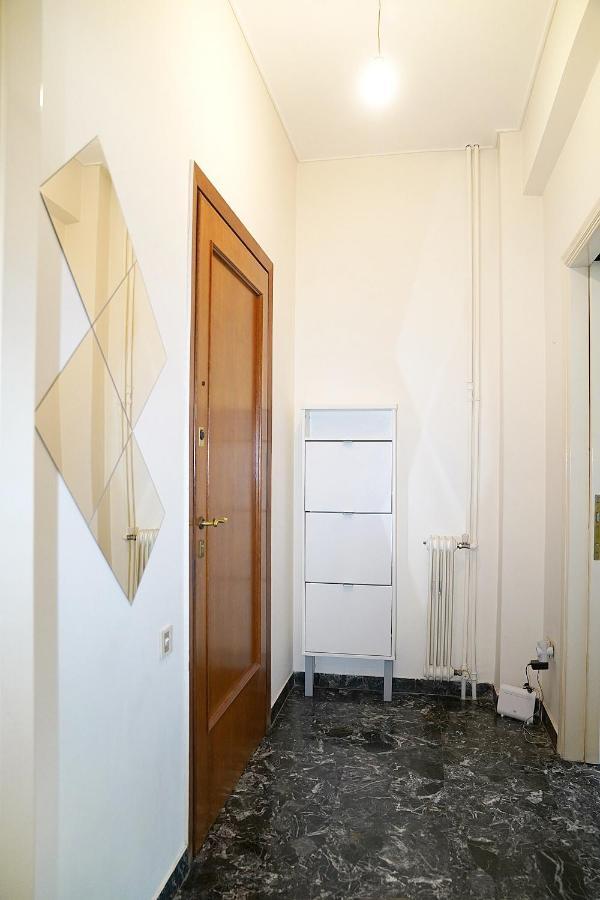 70M2 Apartment 4 Mins From Athens Central Station! מראה חיצוני תמונה